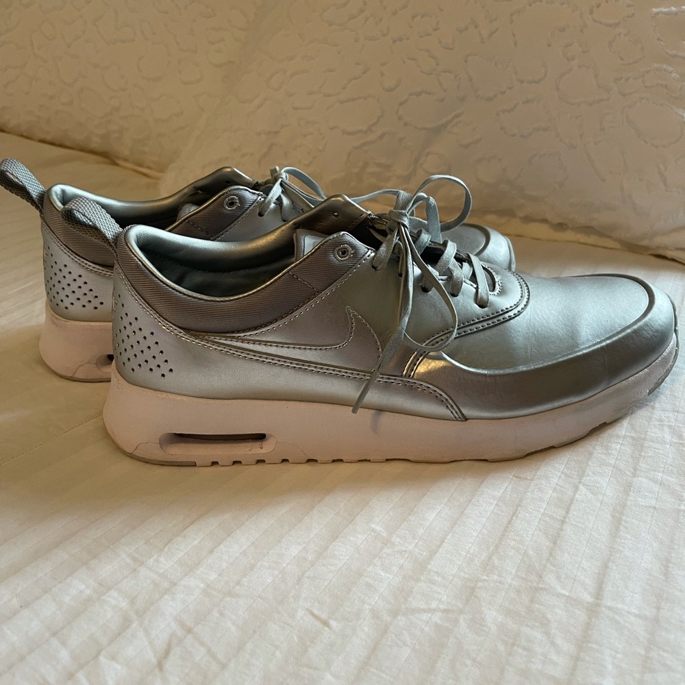 Nike Air Max Chrome Silver